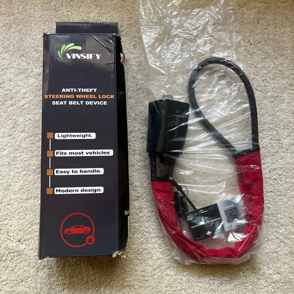 Vinsify Anti-Theft Steering Wheel Lock - Red, Lightweight, Easy to Handle - Picture 1 of 8